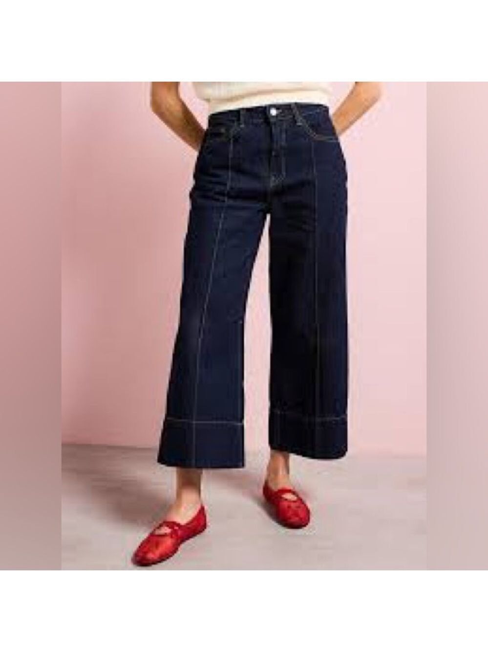 ZARA Wide Leg Cropped Jeans with Front Seam Detail and Contrast Stitching
